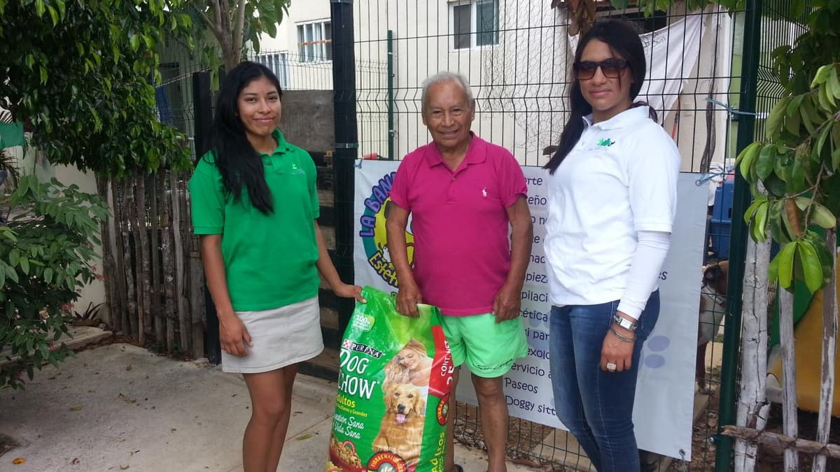 Don Panchito recibe apoyo de Fundación De Marco