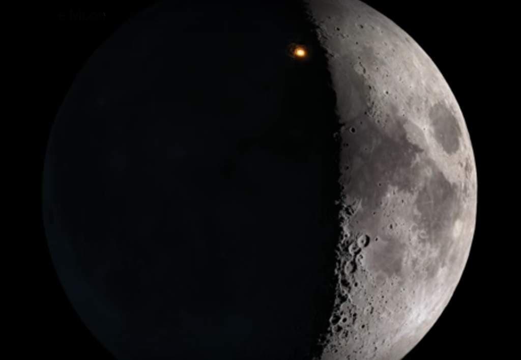 Bombardean meteoritos a la Luna - Quinta Fuerza