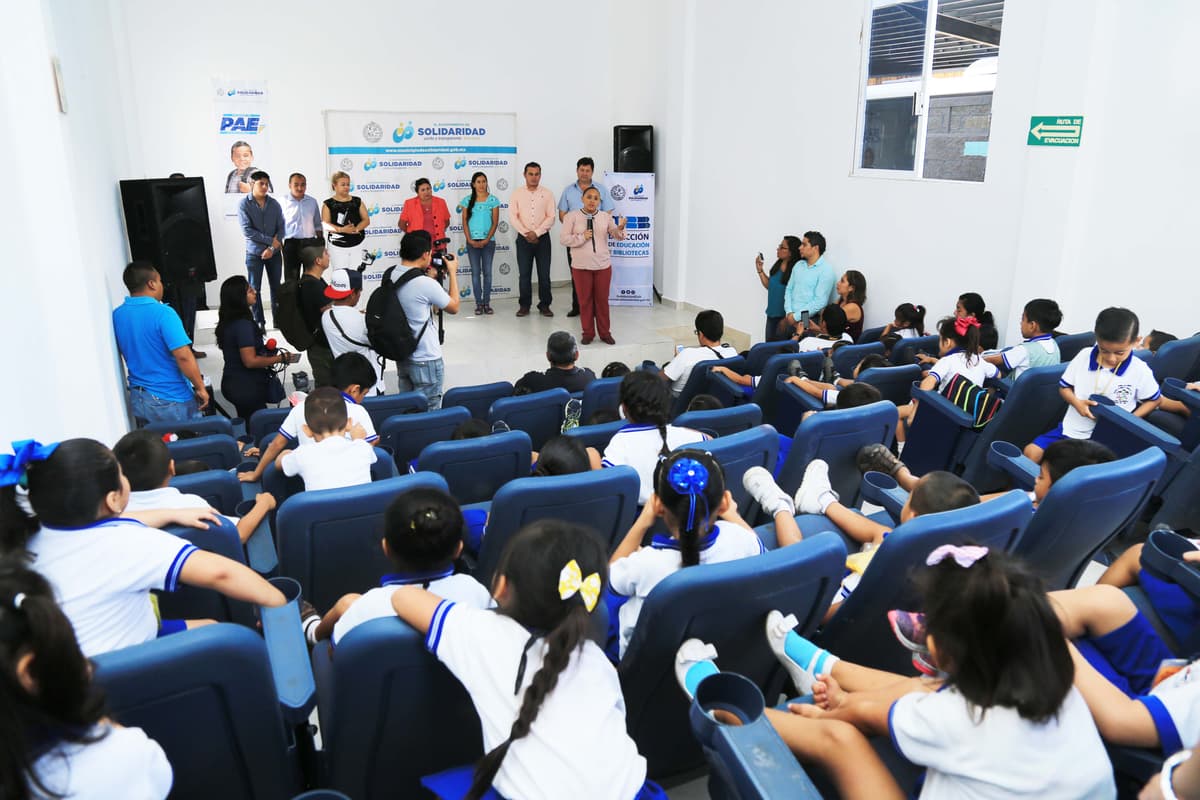 FOMENTA SOLIDARIDAD HÁBITO DE LA LECTURA CON VISITAS GUIADAS A LA BIBLIOTECA