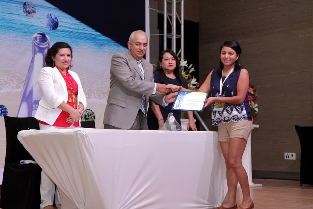 Entregan en Solidaridad Premio Nacional de Investigación