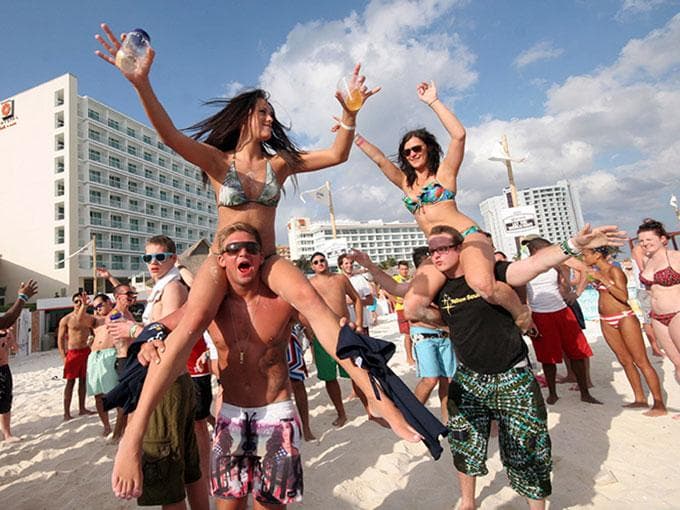 De enero a abril, crece 8.9% llegada de turistas internacionales a México