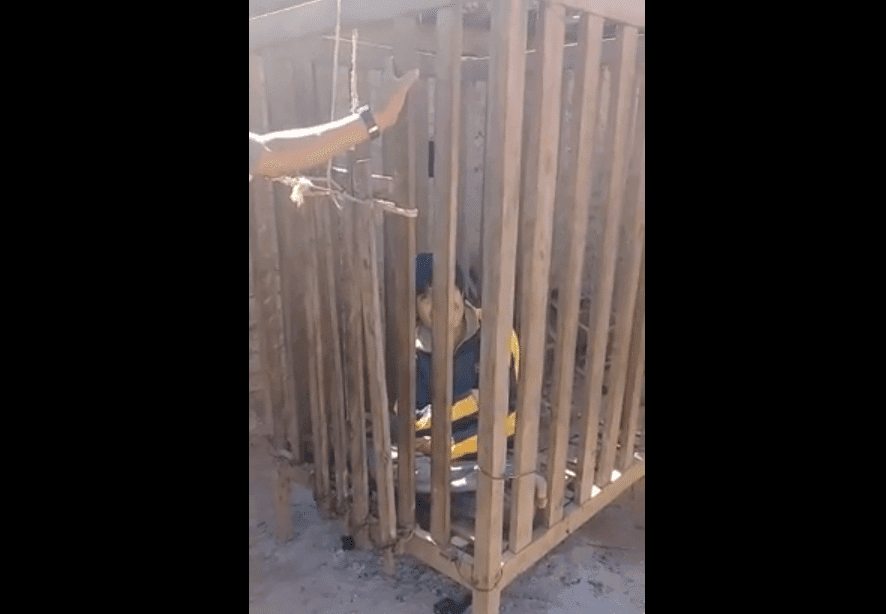 En Argentina encuentran a joven enjaulado desde hace 6 años