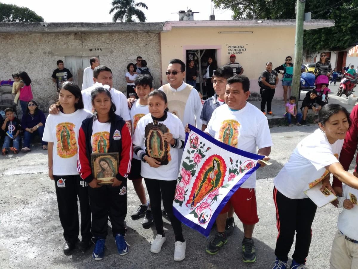 Unos 3 mil antorchistas desbordan fe en Cozumel