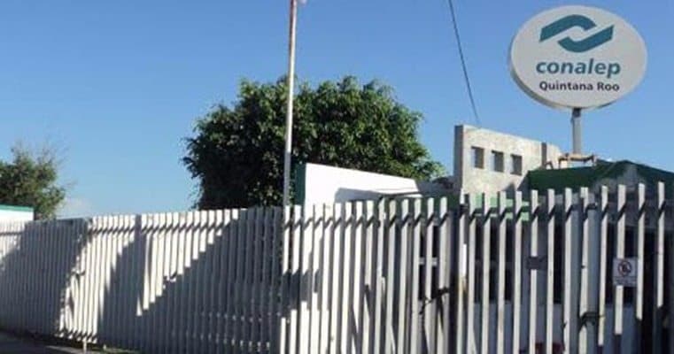 Aparece manta con amenaza a director del Cereso Chetumal