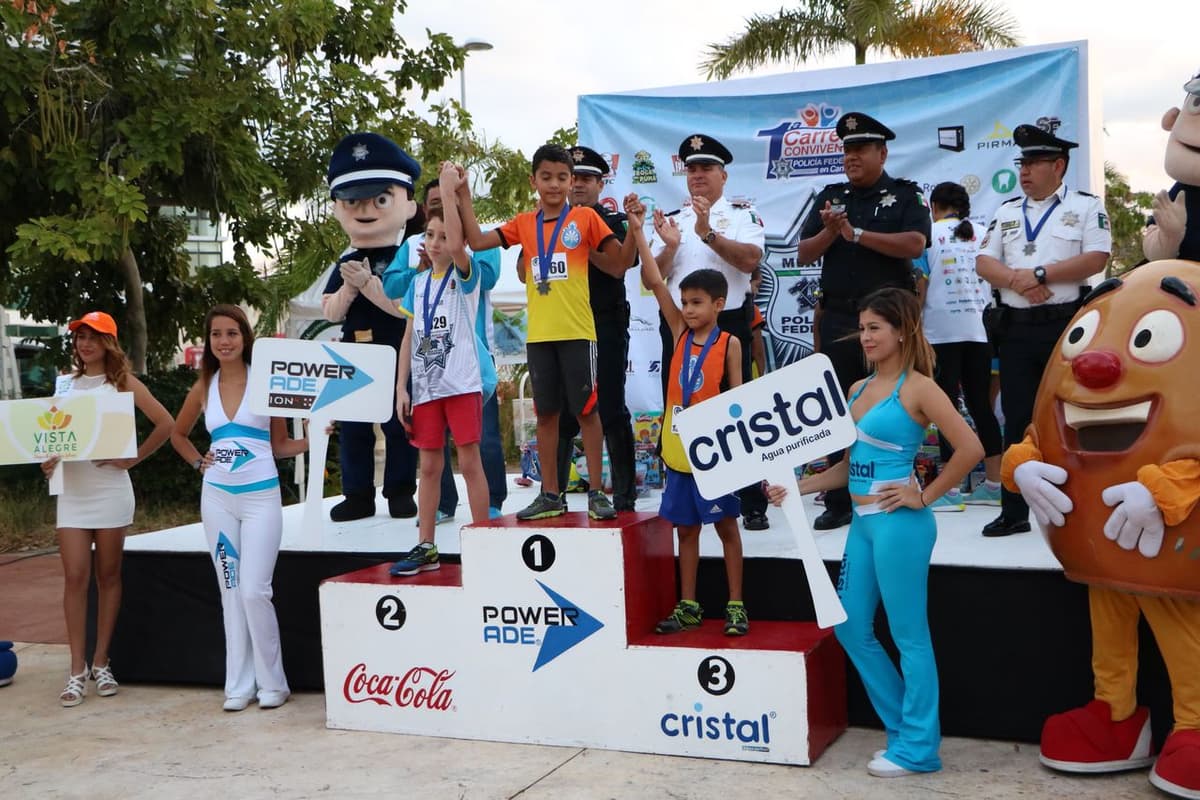 La Policía Federal logra concurrida carrera de Convivencia