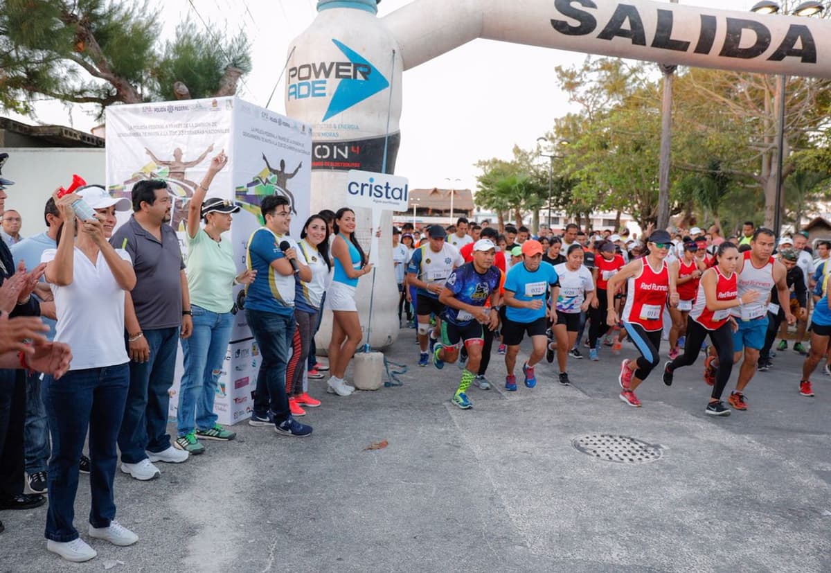 Celebran carrera “Unidos por la prevención del delito por un México en paz”