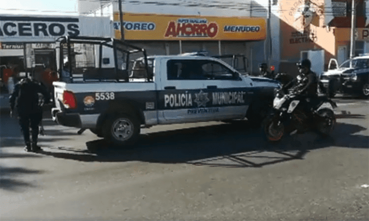 Asalto armado a papelería de Cancún