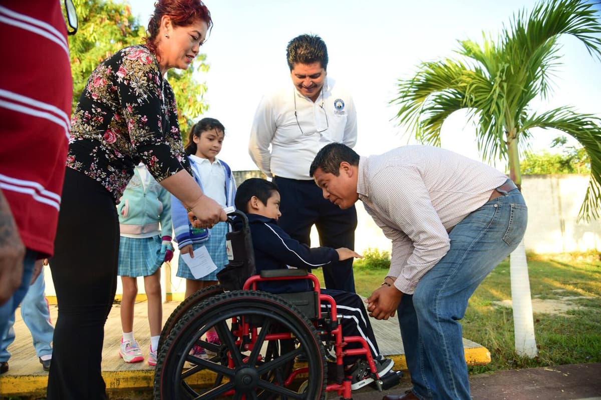 Atención permanente al desarrollo social: Zelaya Espinoza