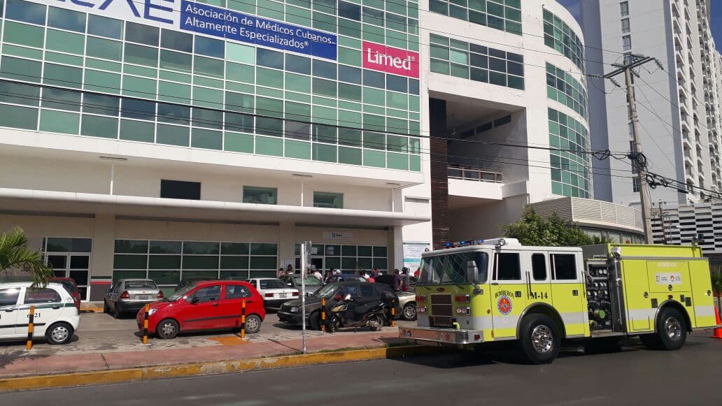 Realizan simulacro de Siniestro en Plaza Vivendi Cancún