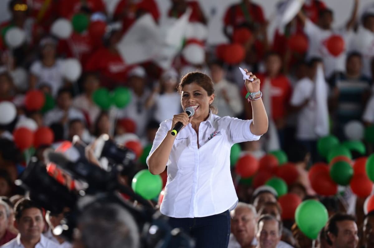 Leslie Hendricks dio la bienvenida a José Antonio Meade a Playa del Carmen