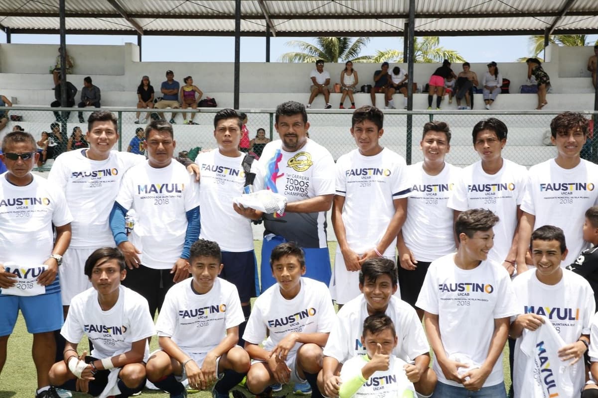 Promoverá Faustino Uicab mayores espacios culturales y deportivos en Isla Mujeres