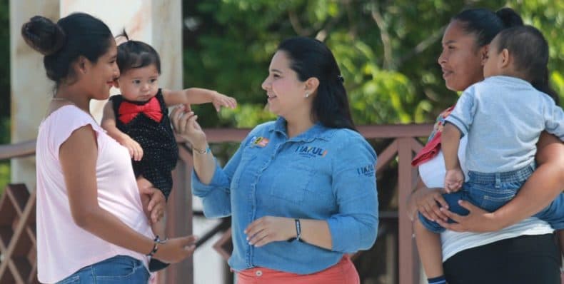 Se requiere más apoyo a madres estudiantes y trabajadoras: Mayuli Martínez
