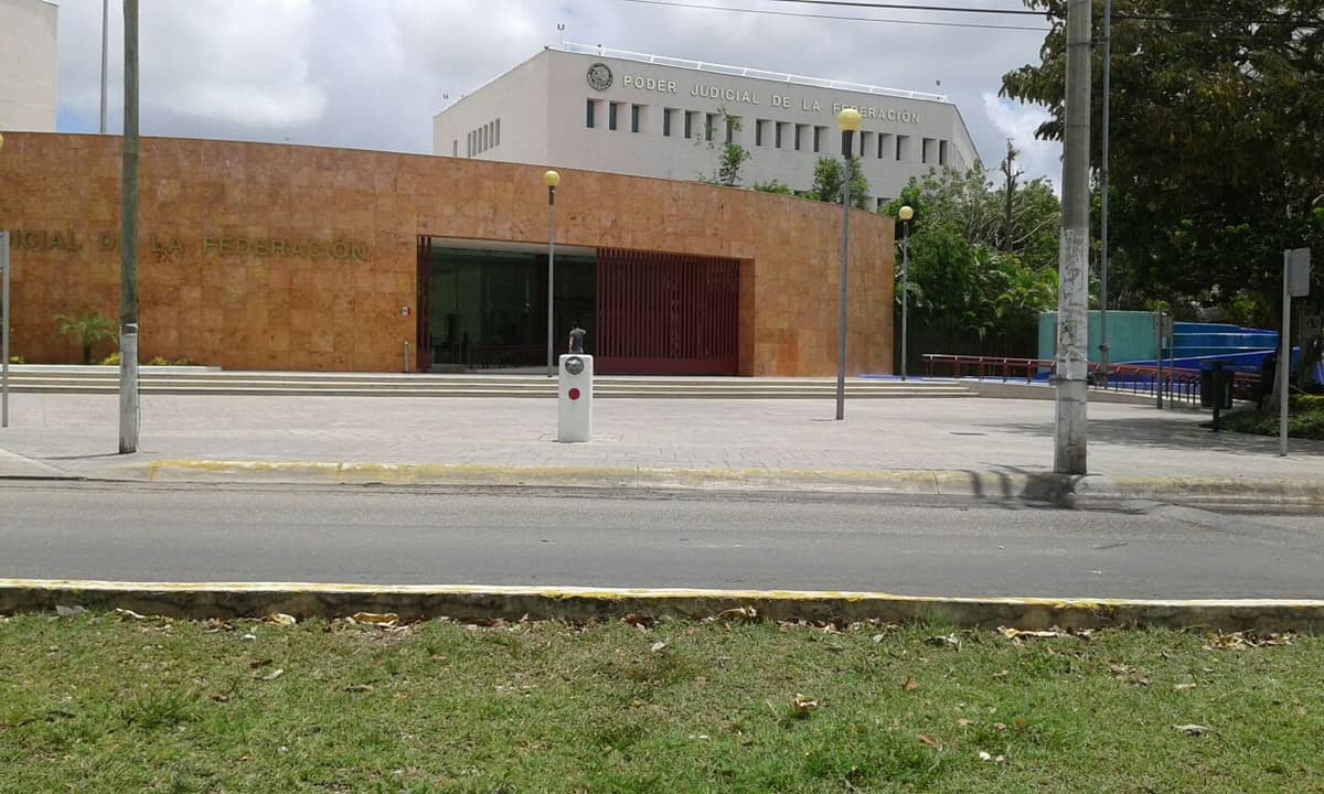 Mayra San Román, acusada de delito electoral, no acude a citatorio con juez federal