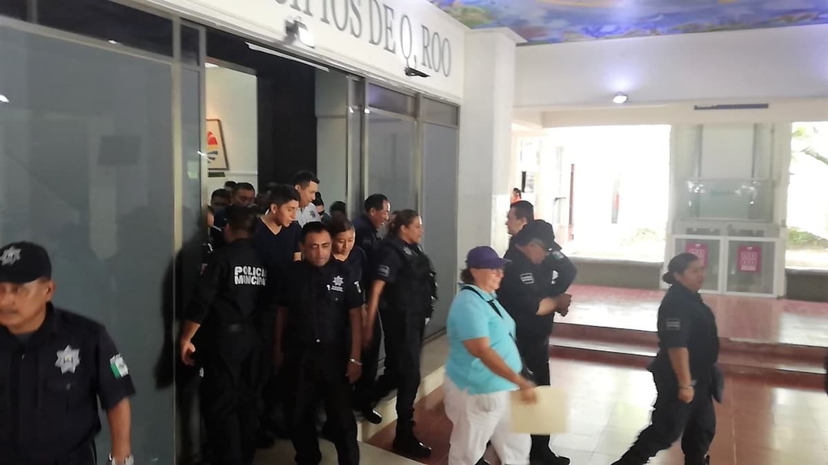 Hay inconformidad policiaca en Cozumel, asegura regidor