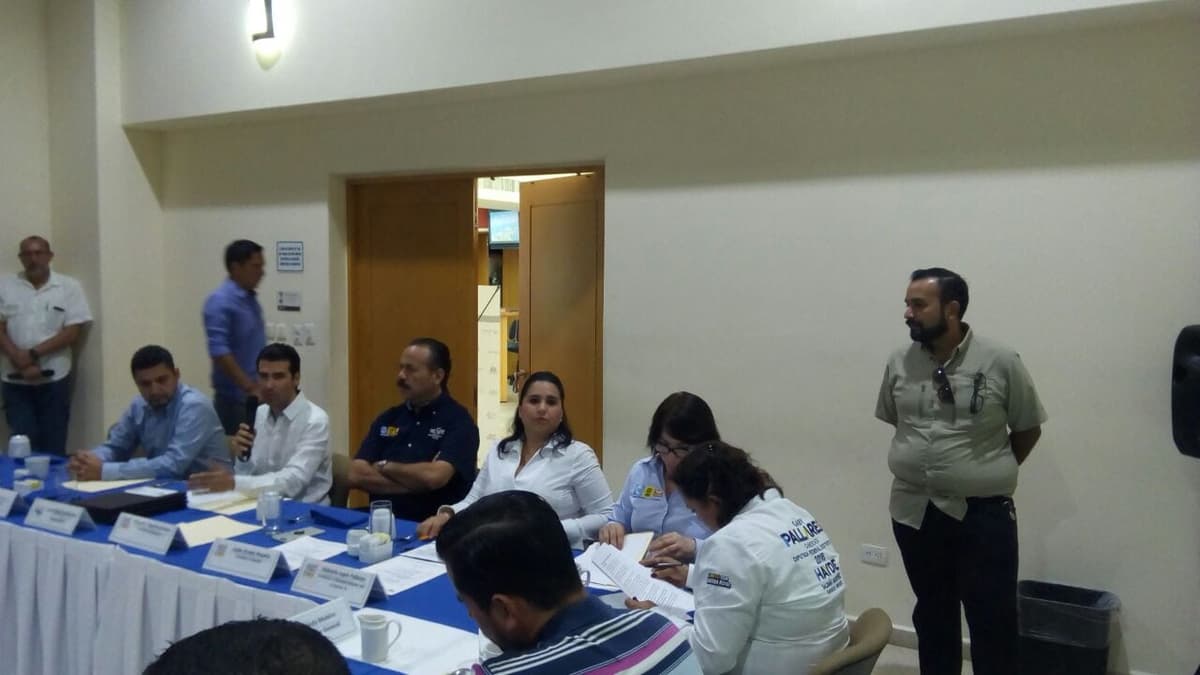 Náuticos piden seguridad en diálogo con candidatos