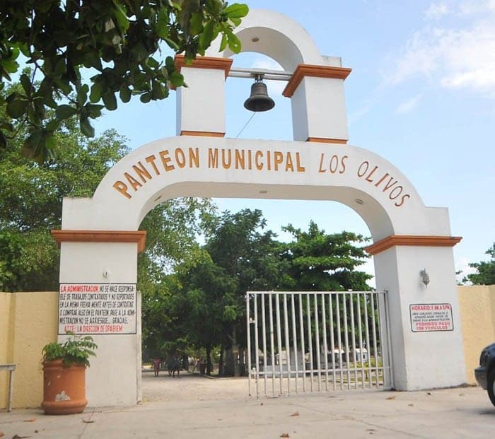 Rescatan panteón de Cancún con 1.5 mdp
