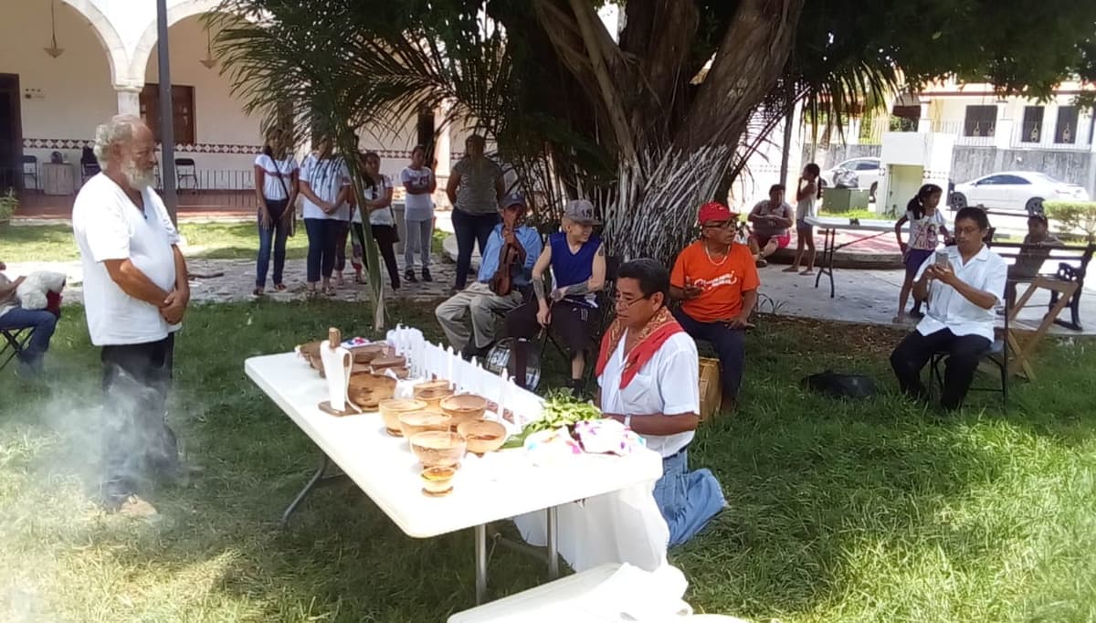 Celebran "Séptimo año nuevo maya" con ceremonia de fuego