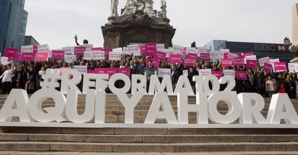 Colectivos y equipo de López Obrador acuerdan mesa para abordar tema de Fiscalía