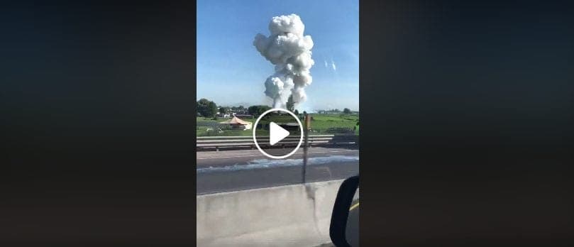 Explosión en Tultepec deja varios muertos; ola expansiva alcanzó a bomberos