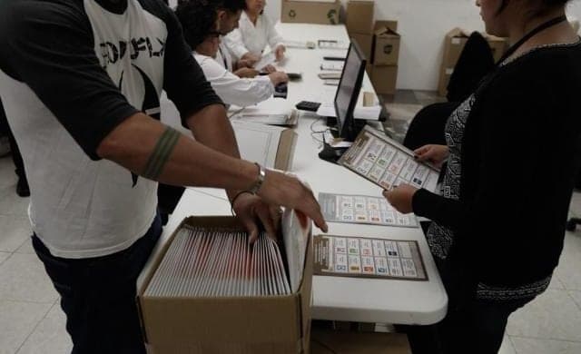 50% de los votos en el extranjero provienen de EU