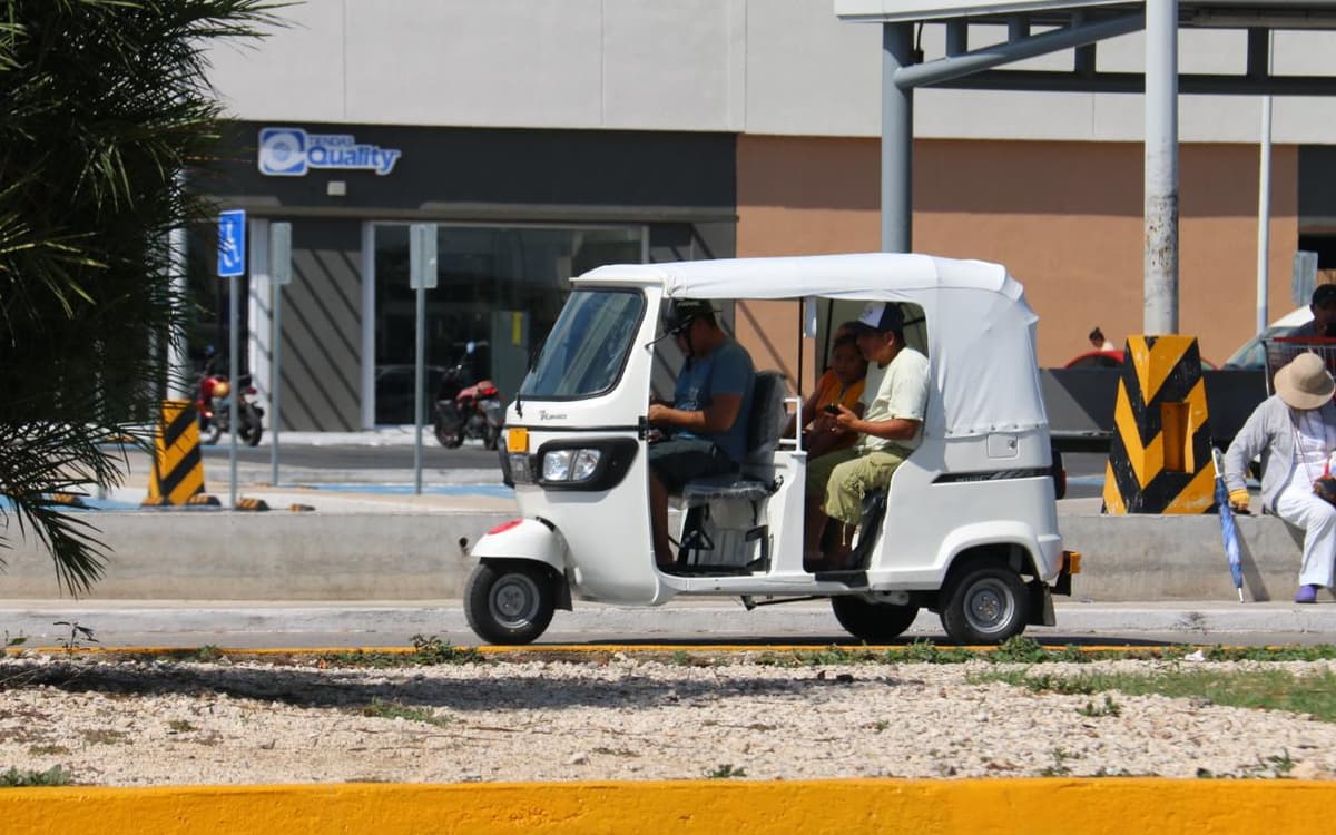 Vecinos de Villa del Sol prefieren el servicio de mototaxis