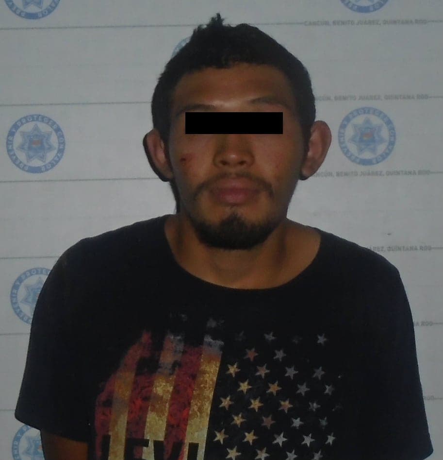 Lo agarran robando una bomba de agua en un kínder