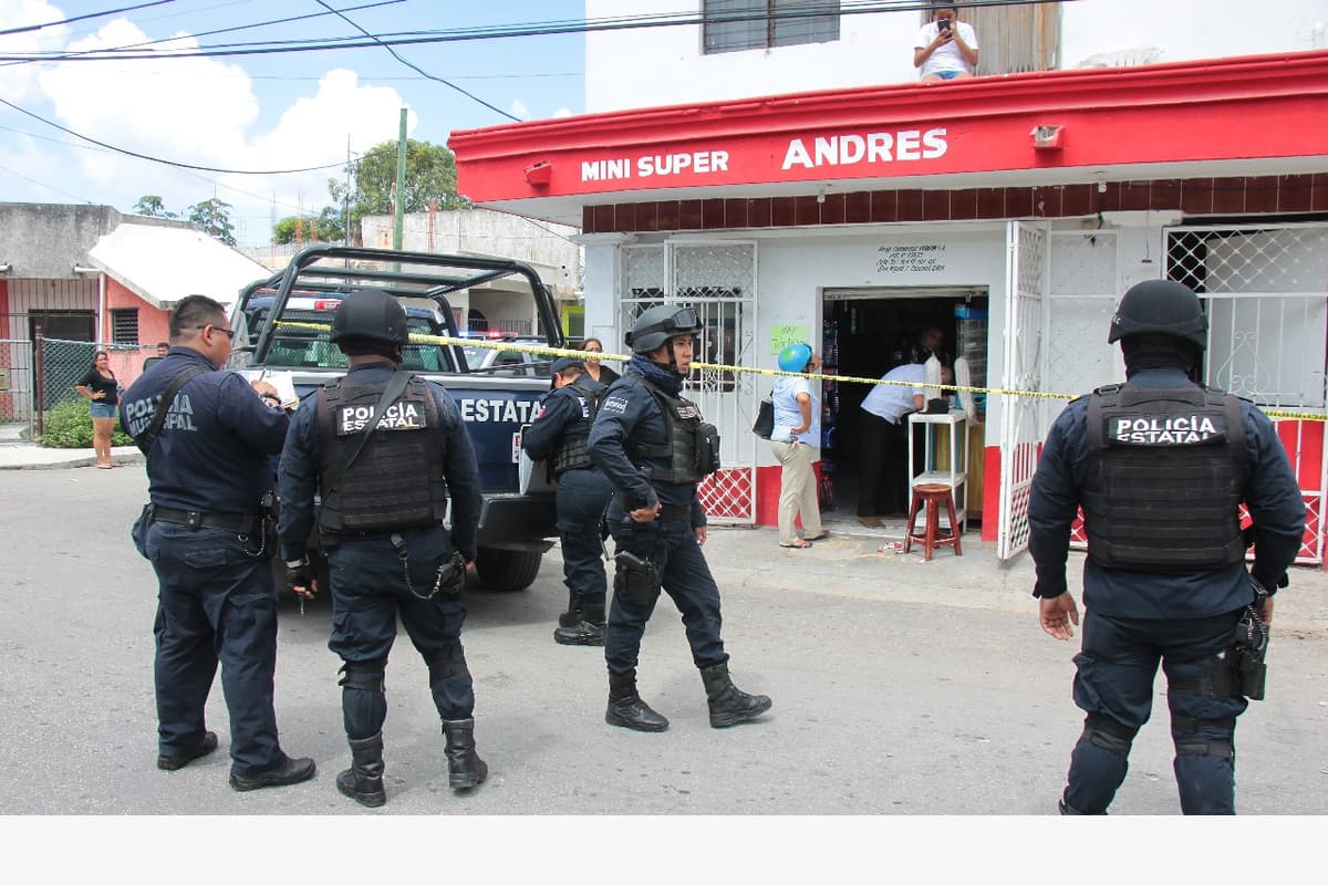 Policías que agredieron a reportero en Cozumel, tienen más de una queja en su contra