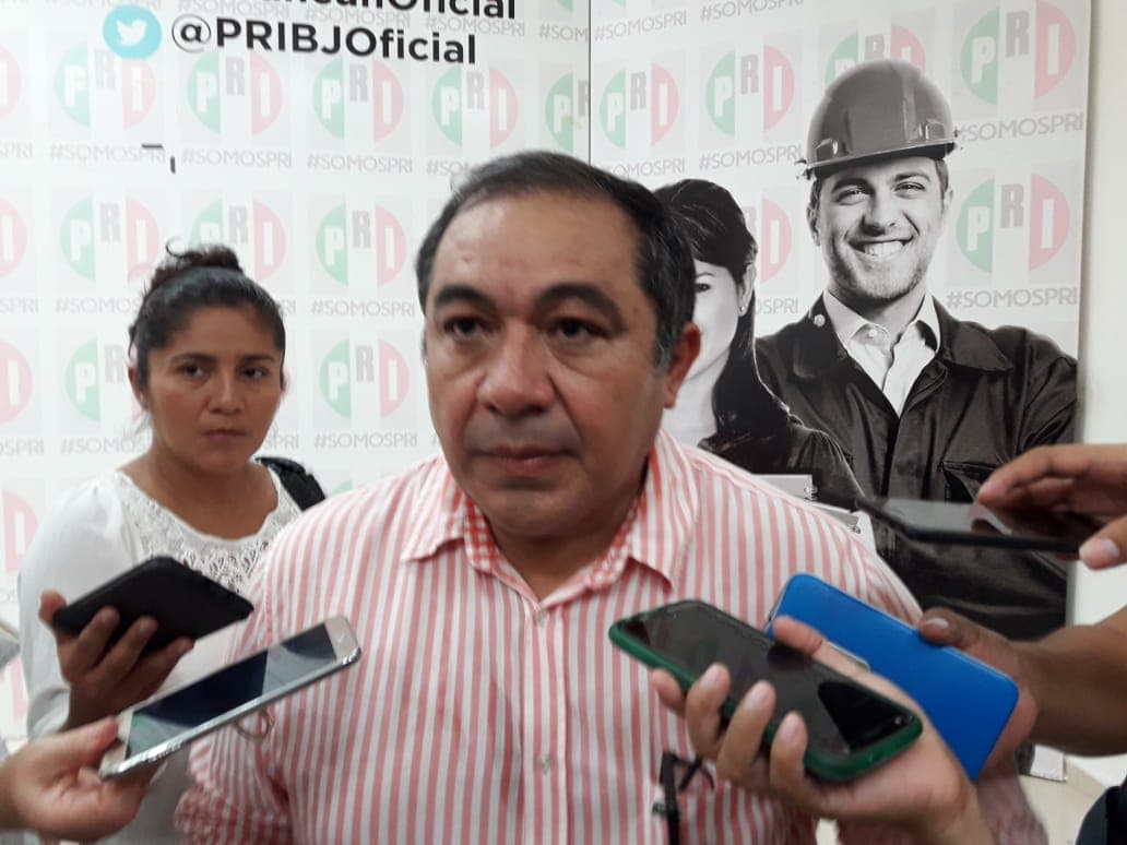 PRI "en quiebra": Renuncia René Sansores a dirigencia en BJ