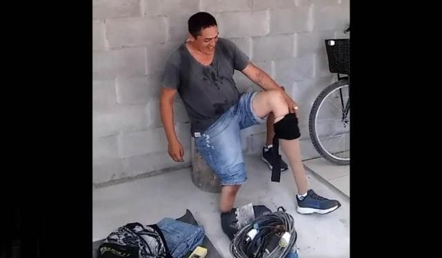 Niño de 10 años mata a su papá mientras golpeaba a su mamá