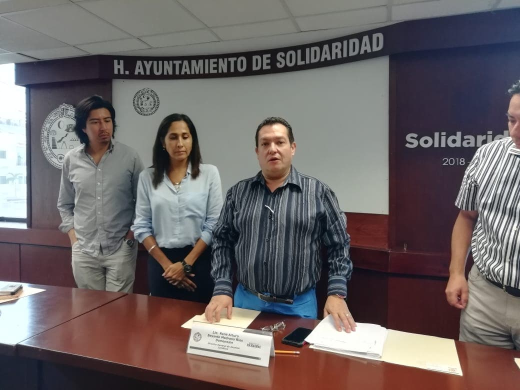 Se "agandalla" Laura Beristain recursos de fideicomiso al cancelar a Dakatso