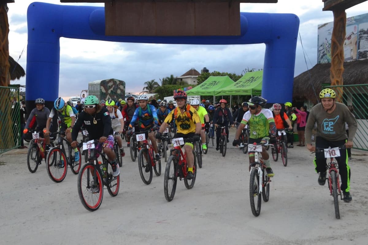 Invitan a carrera ciclista en circuito de Laguna Colombia en Cozumel