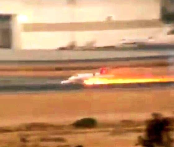 Aeronave se despista y se incendia con 9 pasajeros a bordo en Aeropuerto de Toluca