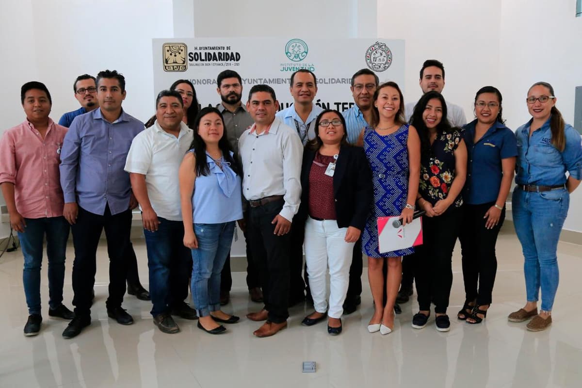 Con talleres, preparan a estudiantes solidarenses para un mejor futuro laboral