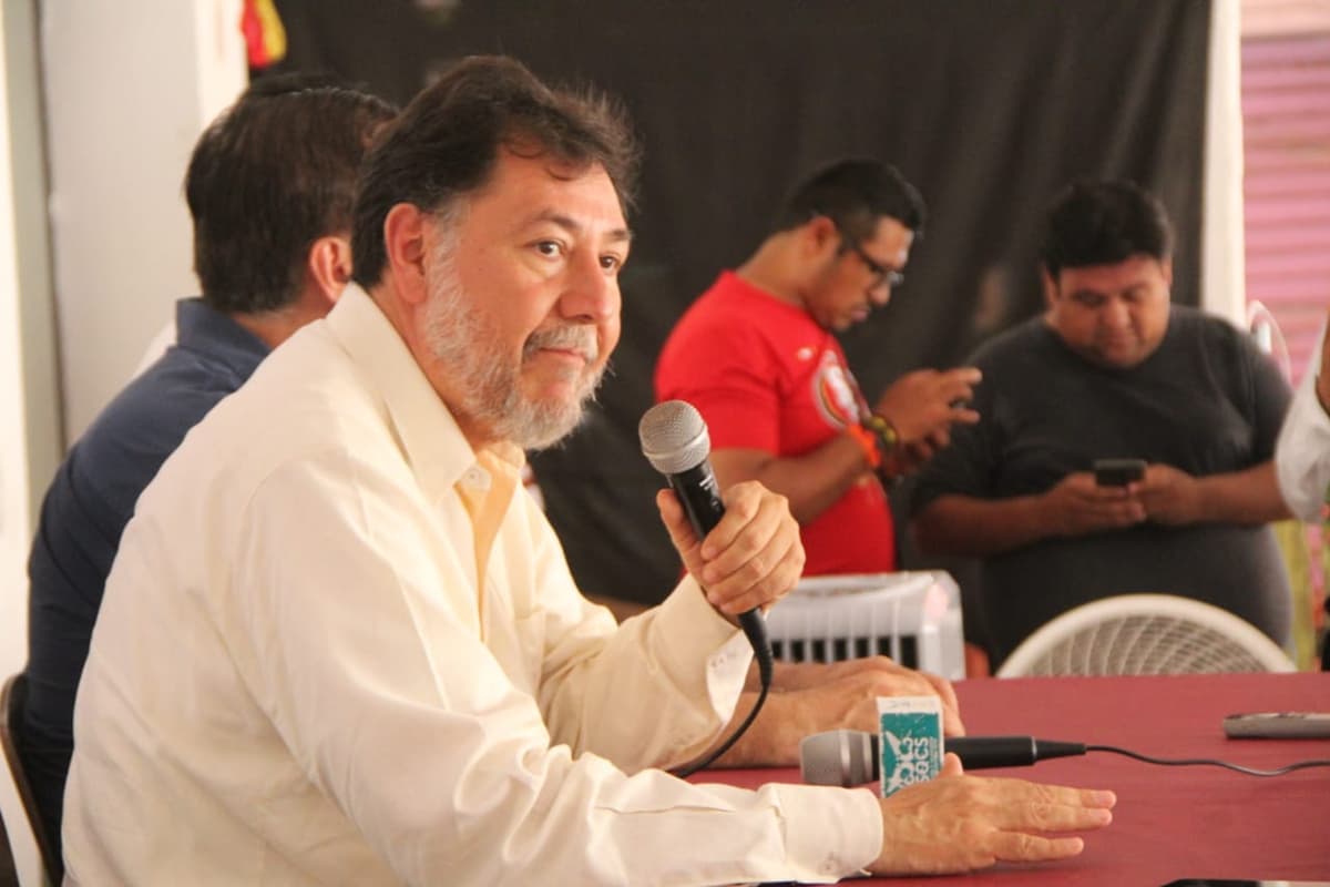 Volvieron a apuntar contra Fernández Noroña, ahora lo chamaquean en Hidalgo
