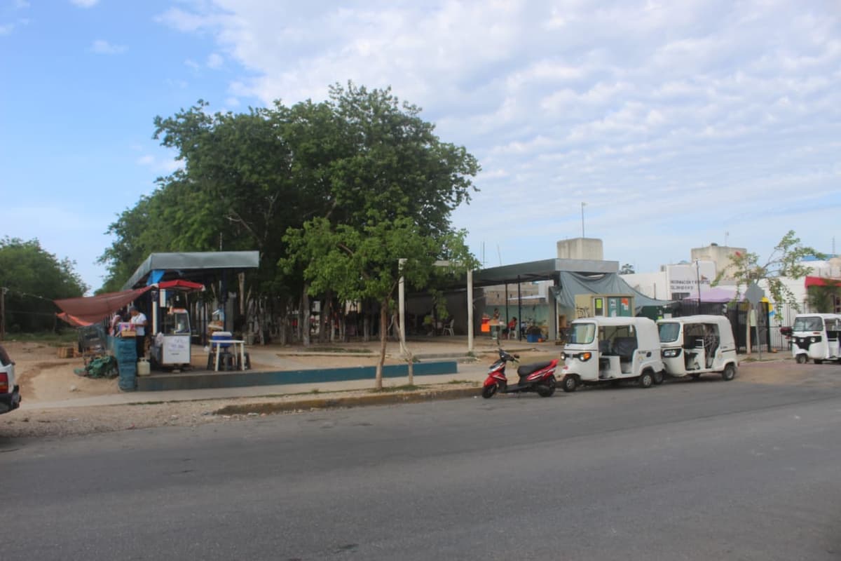 Acaban con sitio irregular foráneo en Villas del Sol