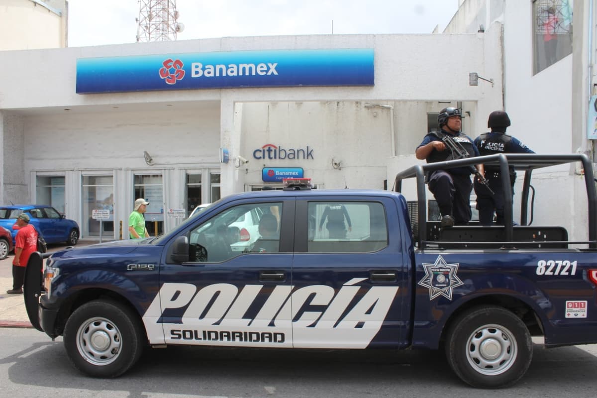 Policía de Solidaridad refuerza seguridad en sucursales bancarias en época de quincena