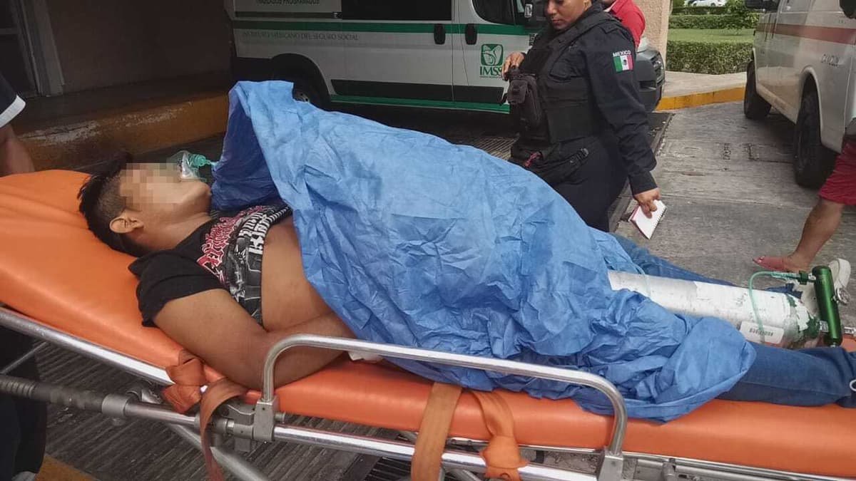 Balean a joven en El Crucero de Cancún