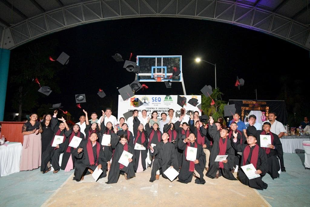 Fuerte impulso a educación media superior en la zona maya: Víctor Mas Tah