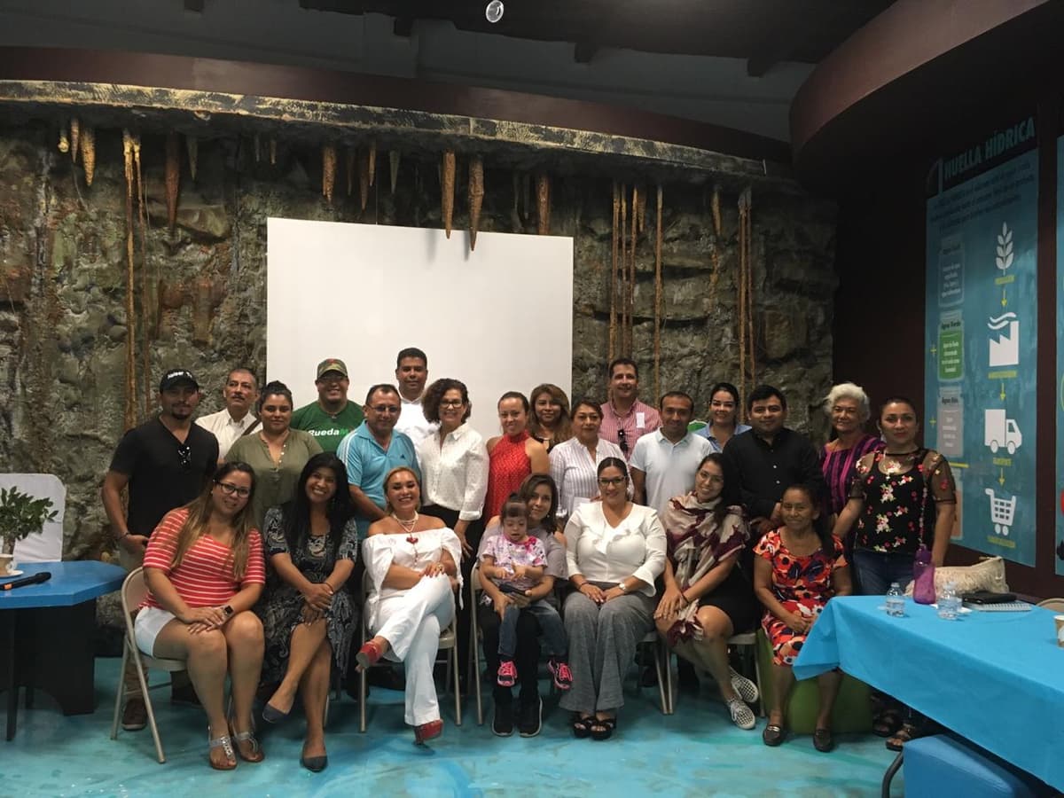 Sociedad civil suma esfuerzos con el gobierno estatal para beneficio de los quintanarroenses