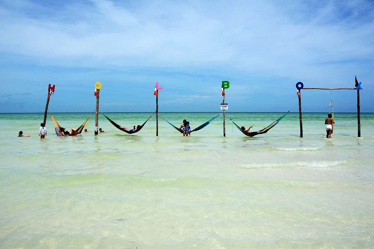 Piden a AMLO salvar Holbox de la estafa de Enrique Peña Nieto