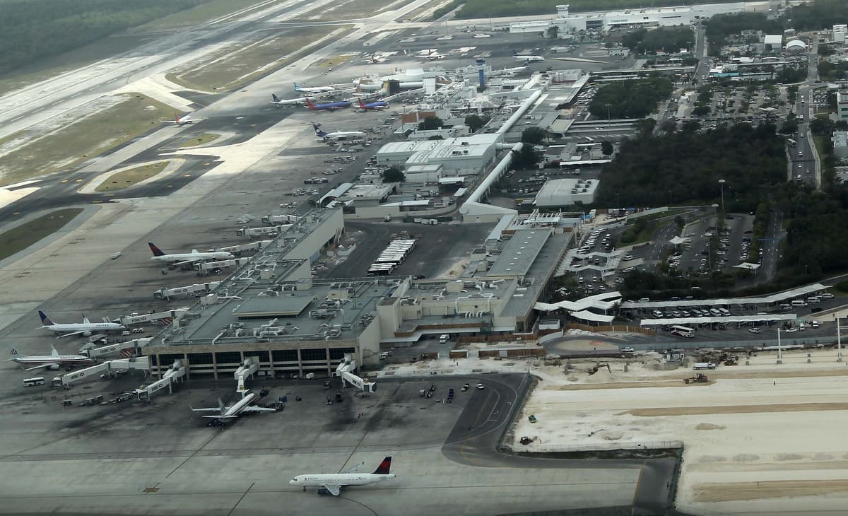 Se normaliza actividad en aeropuerto de Cancún