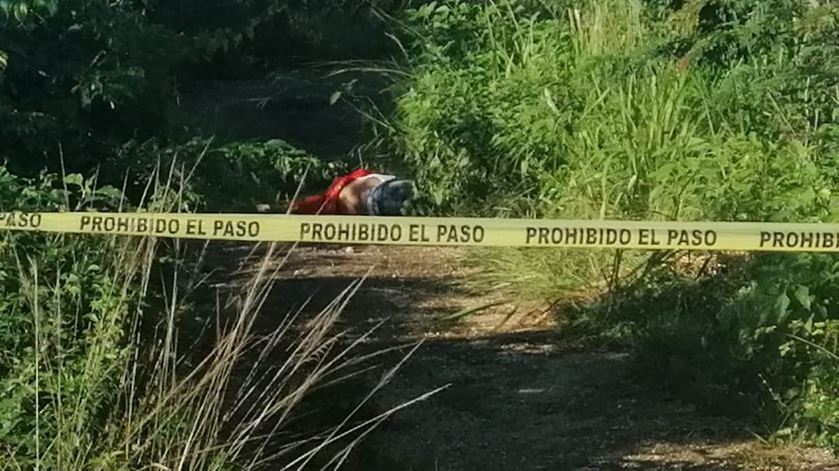 Encuentran persona sin vida en la salida a Chetumal