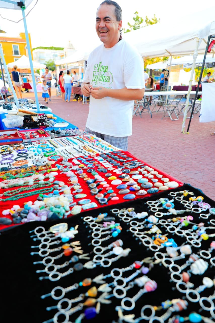 Celebran primer aniversario del programa "Playa de mi esperanza"