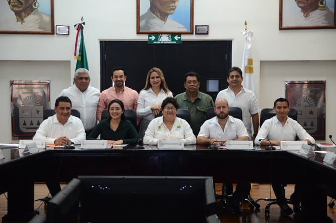 Comparece Yohanet Torres ante el Congreso de Quintana Roo