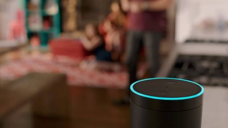 Niñas gastan 13 mil pesos en juguetes usando a Alexa