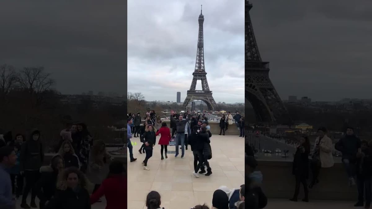 (Video) Mexicanos arman la fiesta con "La Chona" en París
