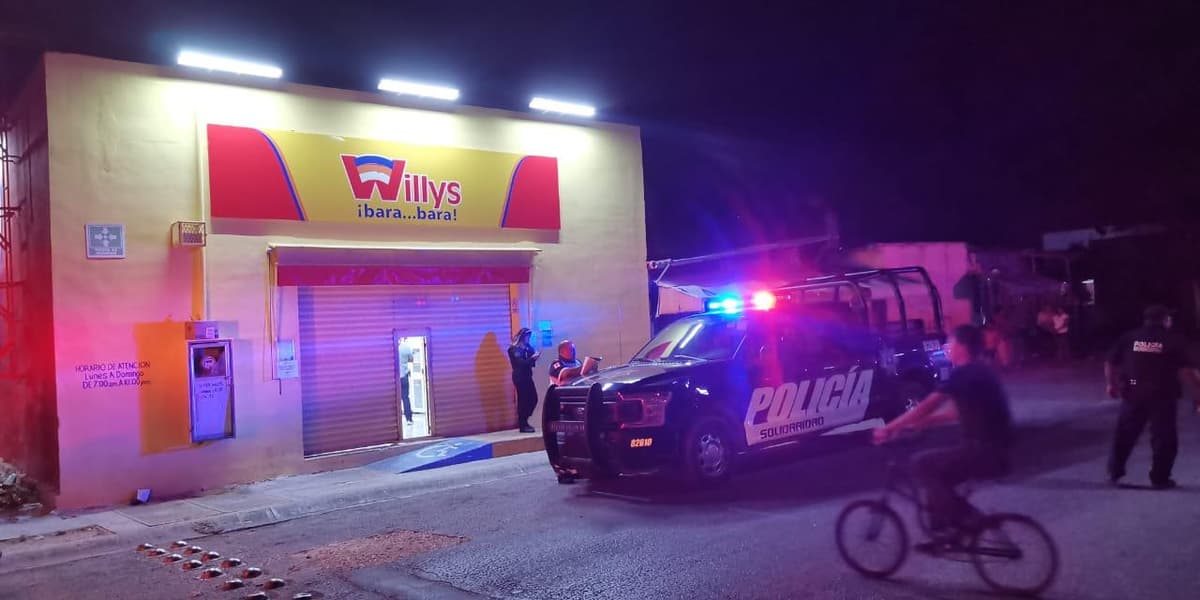 (Video) En menos de una hora, dos tiendas son asaltadas en Playa del Carmen