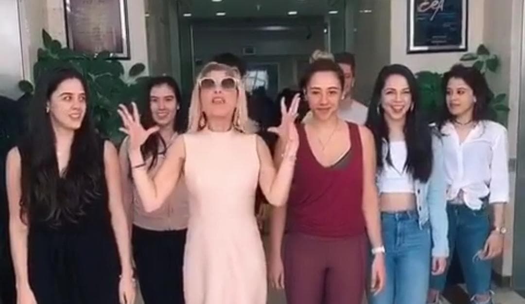 ¿Ya te uniste al #MalditaLisiadaChallenge? Itatí Cantoral lanzó un reto