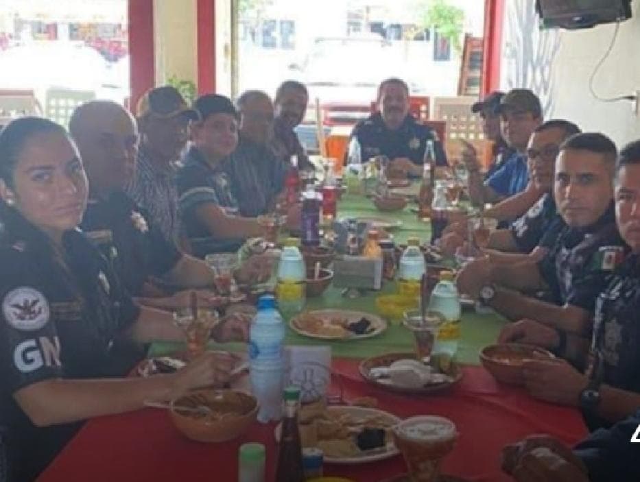 ¡Se reúnen elementos de la Guardia Nacional con presuntos delincuentes!