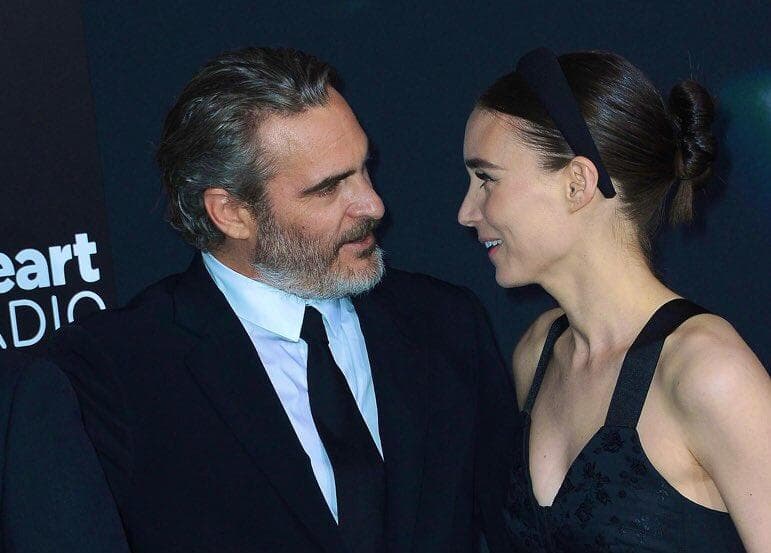 ¡El Joker y la Chica del Dragón Tatuado tendrán un bebé!